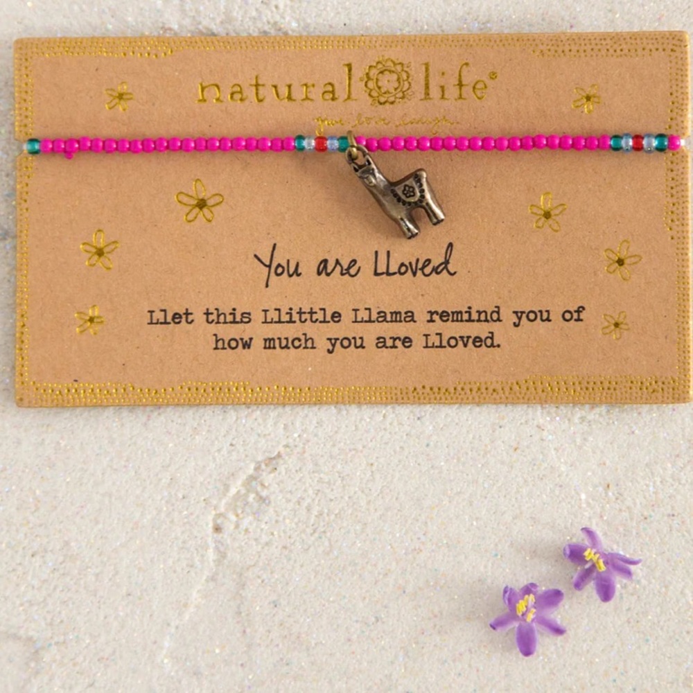 NEW you are lloved llama beaded bracelet
